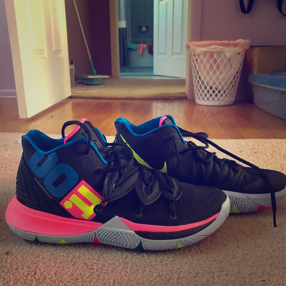 Kyrie 5